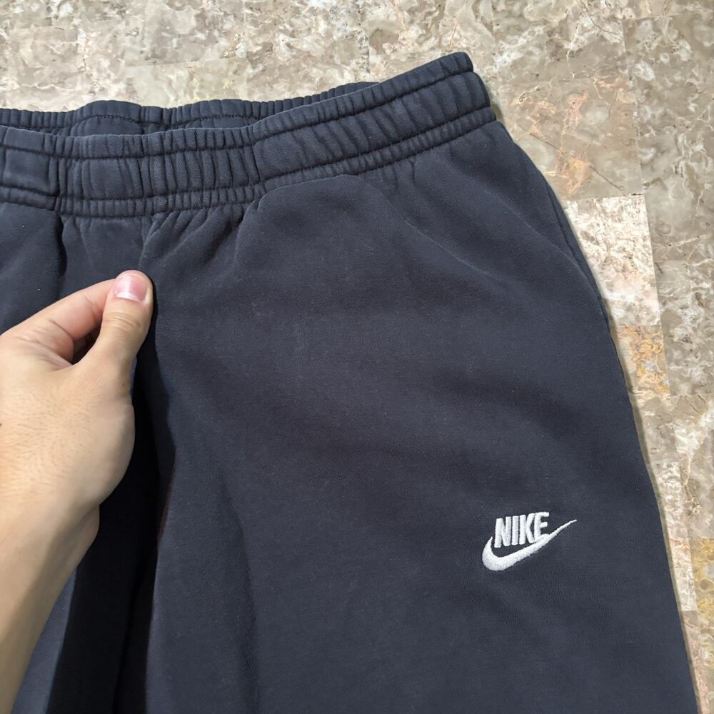 Nike Sweatpants Mens Large Black Club Fleece Joggers Gym Essentials BV2671 - Picture 3 of 10